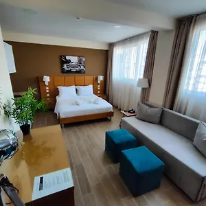 Apartment La Place De La Gare - New Subway Station, Thessaloniki