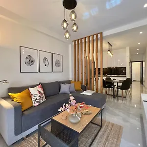 Apartment Mango & By Halu!, Thessaloniki